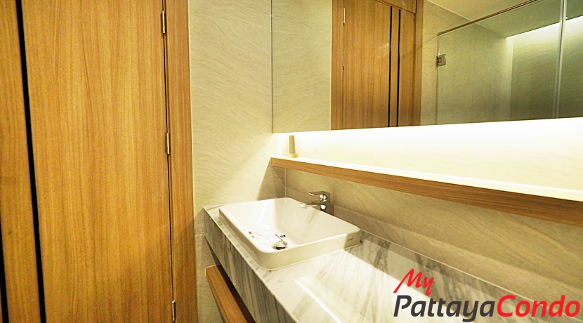 Cetus Beachfront Condo Pattaya For Sale - CETUS04-12
