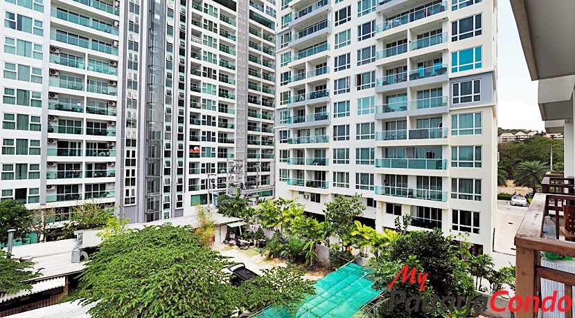 Emerald Palace Condominium Pattaya For Sale - EMP01