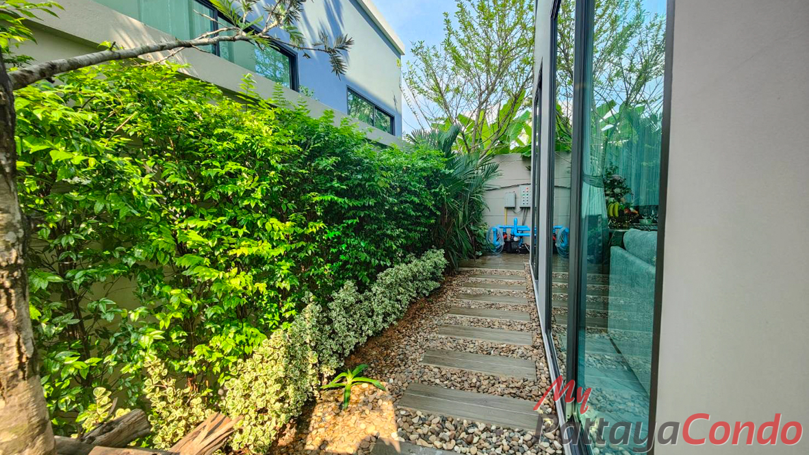 Madcha Nirvana Huay Yai Pattaya House For Sale - HEMCN01-4