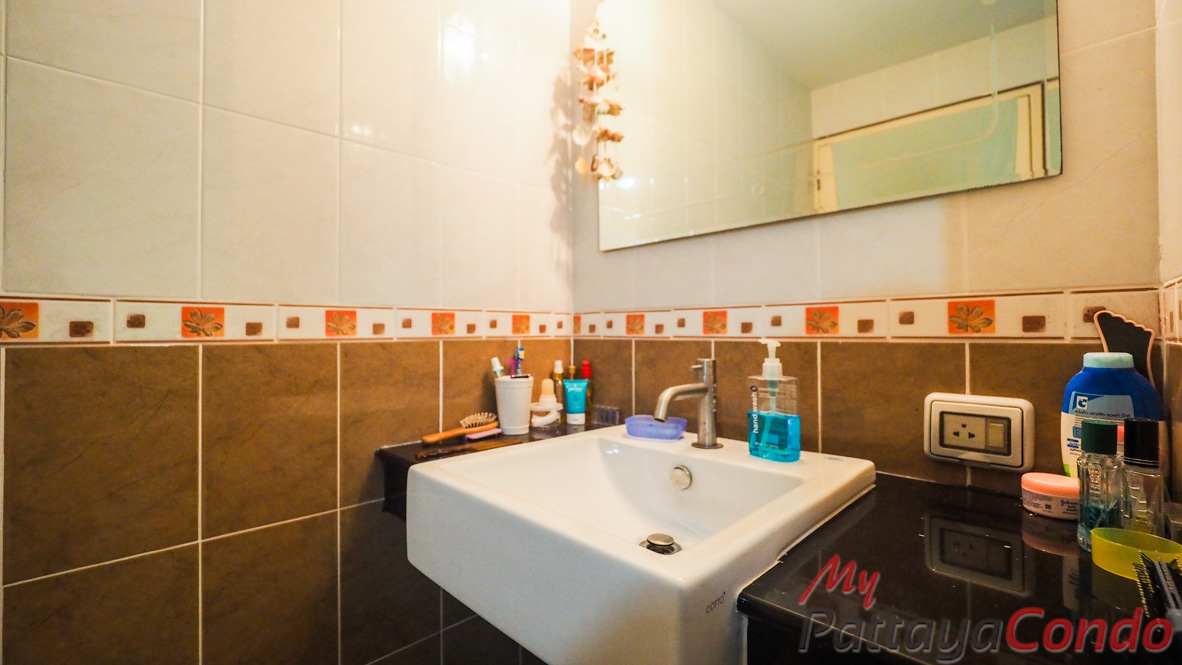 Porchland 2 Pattaya Condo For Sale - PLII02-10