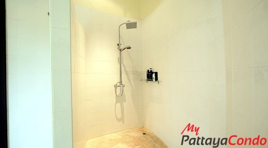 Thaily Wood Village East Pattaya Pool Villa For Sale - HETW01