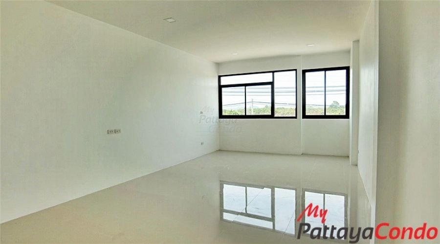Private Townhouse Huay Yai Pattaya For Sale - HE0008-8