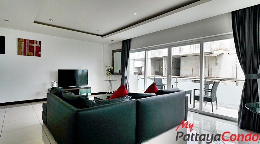 Tudor Court Pattaya Condo For Sale - TUDOR03