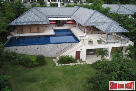 Rawai Villas | Stunning Luxury 4-Bedroom Home with Swimming Pool for Sale in Rawai