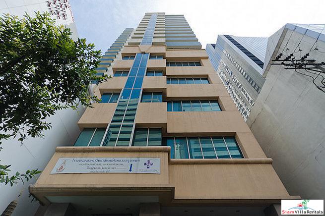 Asoke Place | Spacious Two Bedroom Condo in the Center of Asoke Area
