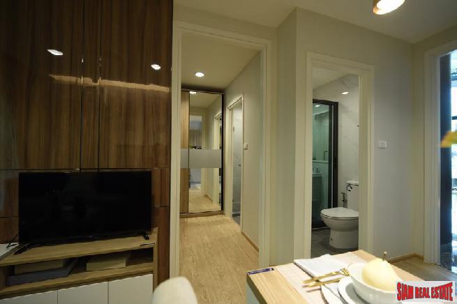 Ready to Move in Resort Style Low-Rise Condo next to Canal at Sukhumvit 50, BTS Onnut - 1 Bed Units - Up to 33% Discount and Full Furnished!-9