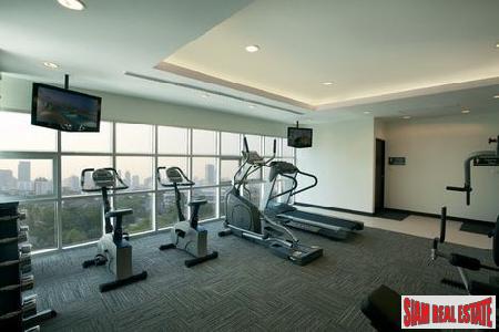 The Address 42 | New Impressive One Bedroom Condo for Sale at Ekkamai, 250m to BTS