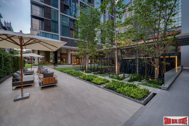 Newly Completed Ultra Luxury High-Rise Condo at Chidlom in the Pathumwan Area - Up to 25% Discount and Rental Guarantee 5% for 2 Years! Studio Units-23