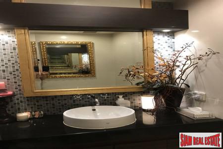 The Lanai Condo | Elegant Three Bedroom on Garden Floor in Chong Nonsi-3