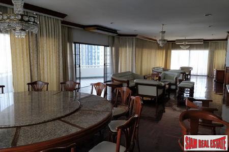 Le Premier 1 | Large Penthouse Condo at Sukhumvit 23, Bangkok