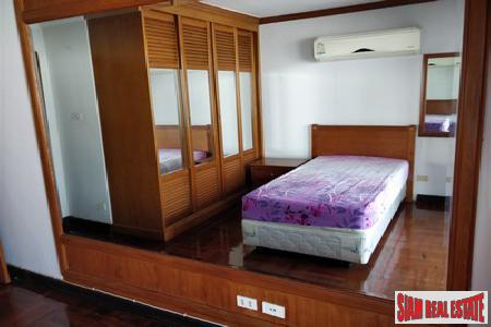Le Premier 1 | Large Penthouse Condo at Sukhumvit 23, Bangkok