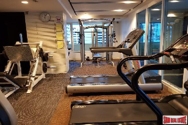 Wilshire Condo Sukhumvit 22 | Spacious Three Bedroom with City Views on Sukhumvit 22, Bangkok-16