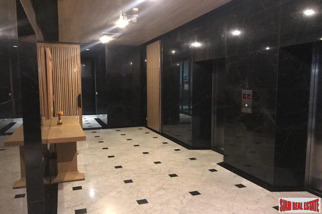 Noble Reveal | Two Bedroom Corner Condo for Sale with City Views on Sukhumvit 63-1
