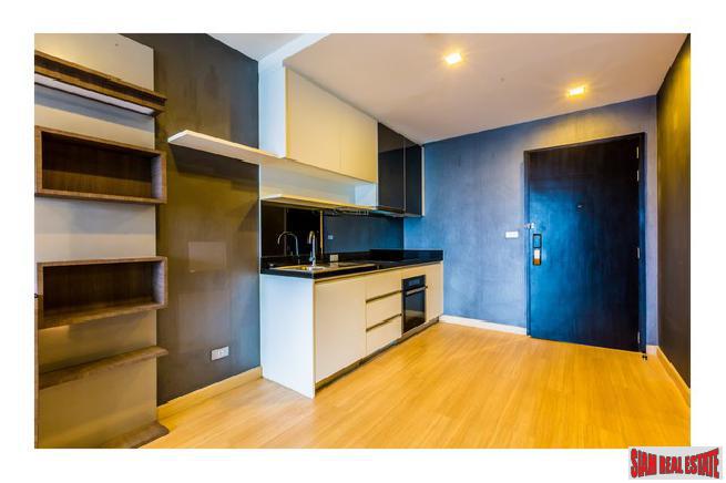Sky Walk Condo | Spectacular City Views from the 32nd floor on Sukhumvit 69, Bangkok-16