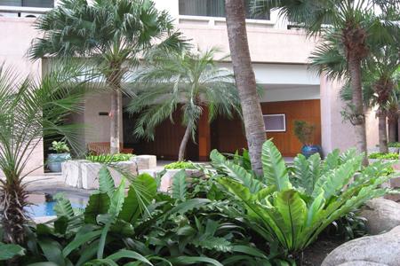 Great views and interiors in outstanding location