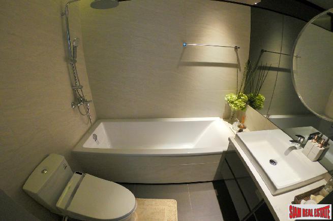 Luxury New Condo Nearing Completion by Japanese and Thai Developers Located between Thong Lor and Ekkamai - Two Bed Units - Free Full Furniture or Cash Discount!-8
