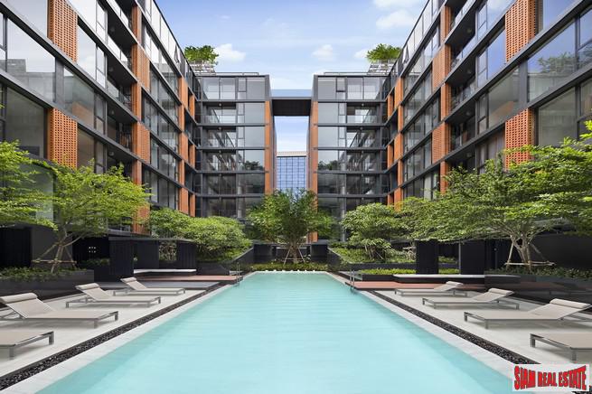 Newly Completed High Quality Low-Rise Condo with Excellent Facilities close to BTS Ekkamai -1 Bed Units-0