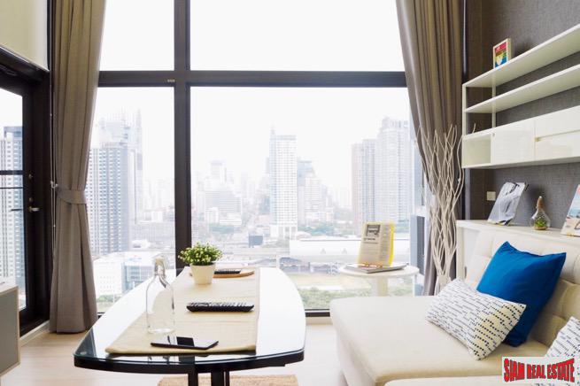 Chewathai Residence Asoke | Amazing City Views from this One Bedroom Loft-style Duplex