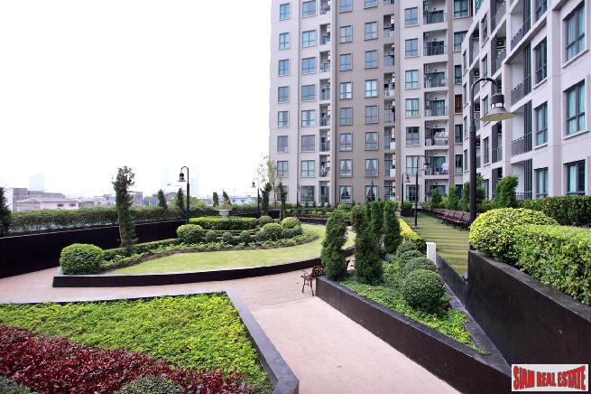 Newly Completed Classy High-Rise Condo at Wongwian Yai BTS, Sathorn-21
