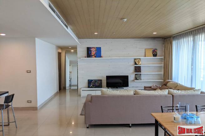 Watermark | Stunning Three-Bedroom Riverside Condominium for Sale in Bangkok-13
