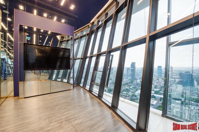 Newly Completed High-Rise Condo with Excellent Facilities at the Popular area of Ekkamai by Top Developer - 2 Bed Units