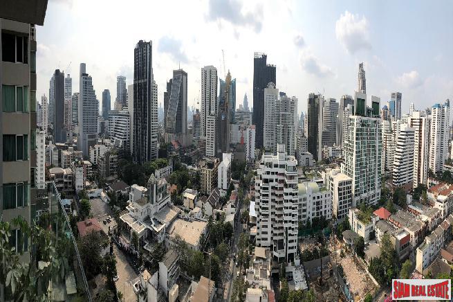 Siamese Exclusive 31 | New Luxury 2 Bed Corner Unit on 17th Floor in Phrom Phong-1