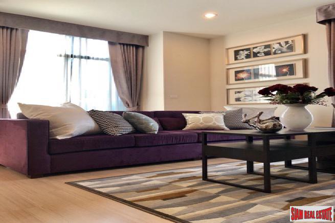 The Capital Ekkamai - Thonglor | New Modern Three Bedroom Condo with Utility Room and Maids Room-1