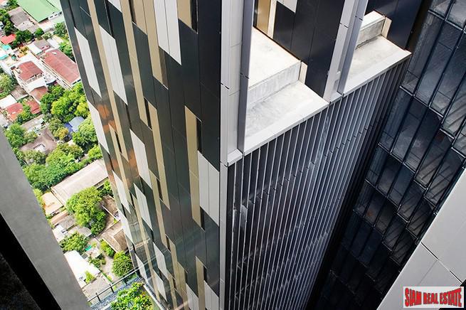 The Met | Elegant Three Bedroom Condo with Sweeping Panoramic Views in Chong Nonsi-17
