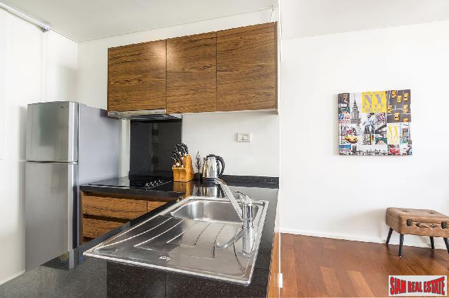 Wind Sukhumvit 23 | Two Bed Asoke Corner Quality Condo on High Floor with City Views-7