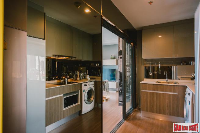 Newly Completed High-Rise Condo next to Chatuchak Park, BTS Saphan Khwai - Studio Units-19