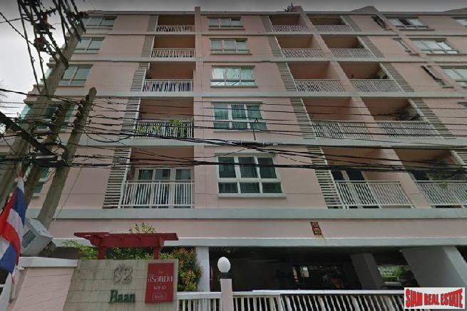 Baan Siri Sukhumvit 13 | Extra Spacious Three Bedroom Condo in Secure Nana Low Rise-10