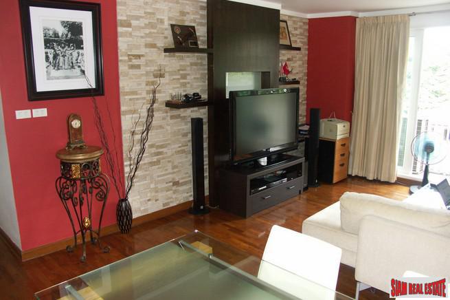 Baan Siri Sukhumvit 13 | Extra Spacious Three Bedroom Condo in Secure Nana Low Rise-6