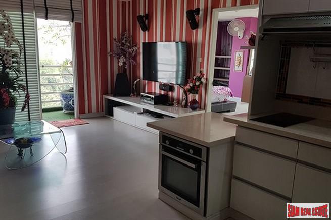 City Living Ratchada | Bright and Colorful Two Bedroom for Sale a Short Distance to MRT Huai Khwang-8