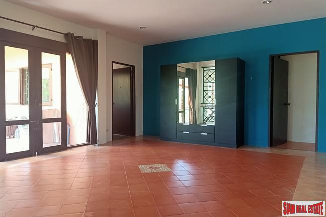 Large Private Four Bedroom House with Pool for Rent on One Rai of Land in Chalong-11