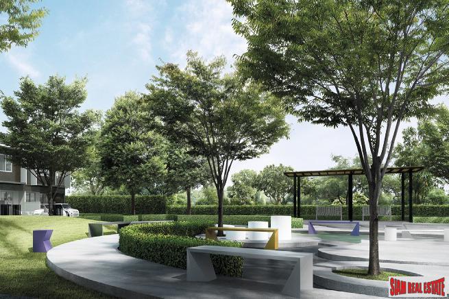 New Development of Modern Town Houses in Secure Estate with Excellent Facilities, close to Mega Bangna, Bang Phli