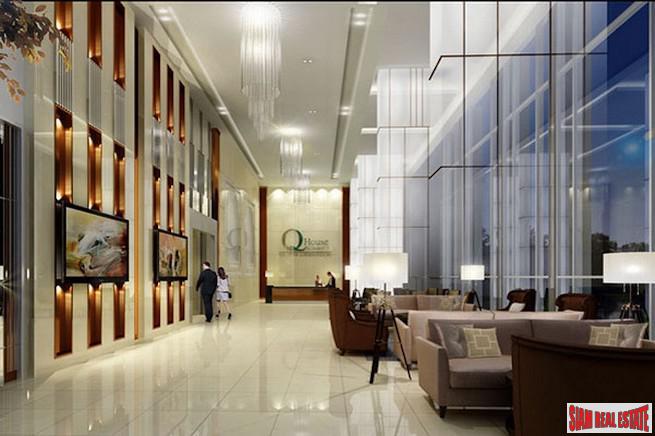 Q Asoke | Cozy Rare Studio Unit for Sale with Pool & City Views in Petchaburi-5
