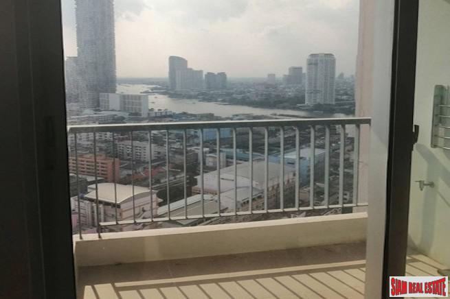 Rhythm Sathorn | Rare Corner Two Bedroom Condo for Sale with 180 degree Views of the River-9
