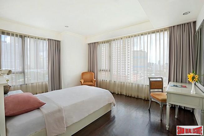 Condo One X Sukhumvit 26 | Bright and Spacious One Bedroom Close to BTS Phrom Phong-11