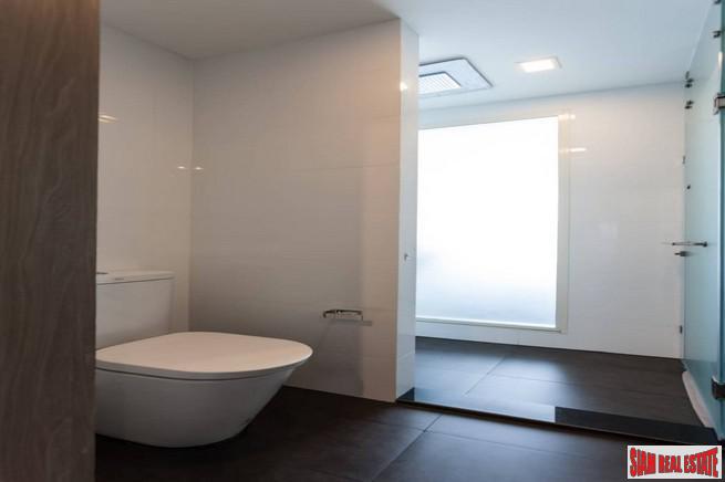 New Ready to Move in High-Rise Condo in Excellent Location of Asoke - Ratchada - Guarantee Return 5% NET for 8 Years and 8% Discount!-5