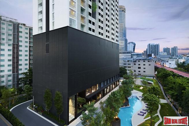 New Ready to Move in High-Rise Condo in Excellent Location of Asoke - Ratchada - Best Value 2 Beds-0
