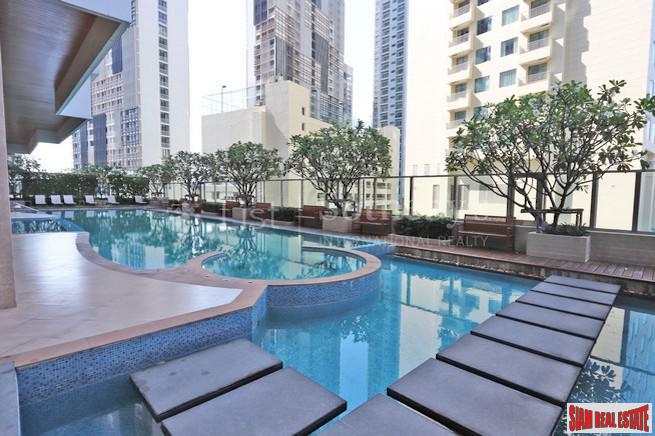 Bright Sukhumvit 24 | Two Bedroom Condo for Sale in a Nice Lively Residential Alley on Sukhumvit 24