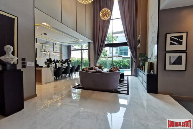 Luxury 5 Bed Show House for Sale in Exclusive Estate with Clubhouse at Bangchak Sukhumvit, close to BTS Phunnawithee