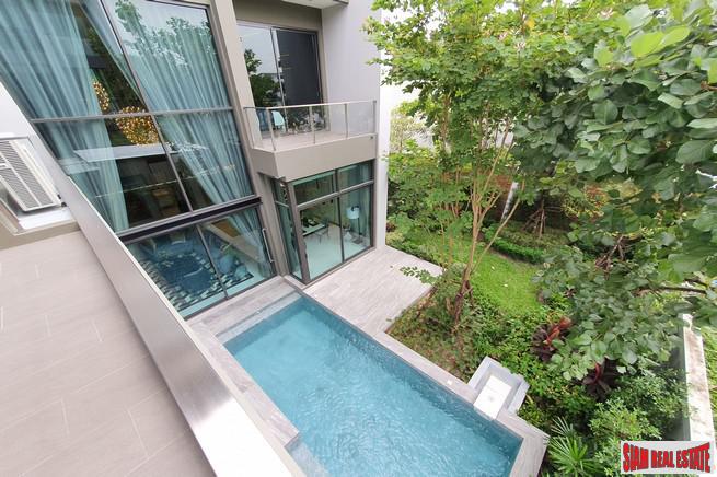 Luxury 5 Bed Show House for Sale in Exclusive Estate with Clubhouse at Bangchak Sukhumvit, close to BTS Phunnawithee