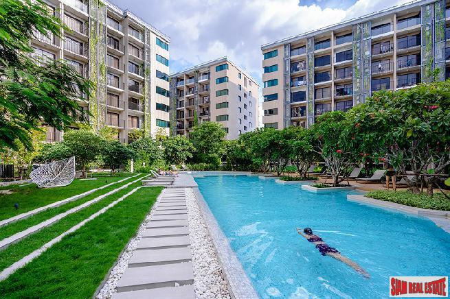 Newly Completed Luxury Low-Rise Condo at Sathorn - Charoenrat - 2 Bed Units-0