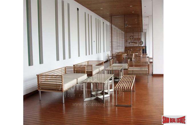 The Lofts Yennakart | Urgent Sale - Two Bedroom Condo with Excellent Facilities for Sale in Chong Nonsi-3