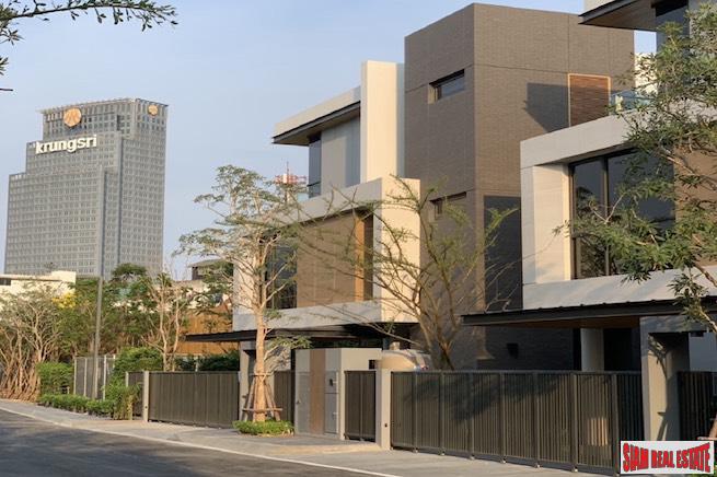 Baan 365 Rama 3 | Three Storey Four Bedroom Fully Equipped Luxury House for Rent-0