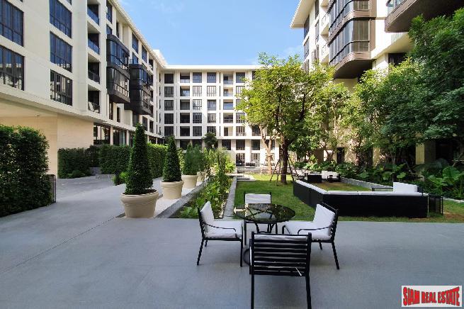 Newly Completed Ultra Luxury Low-Rise Condo at Sukhumvit 61, Ekkamai - 1 Bed Units - Up to 20% Discount and Fully Furnished!-12