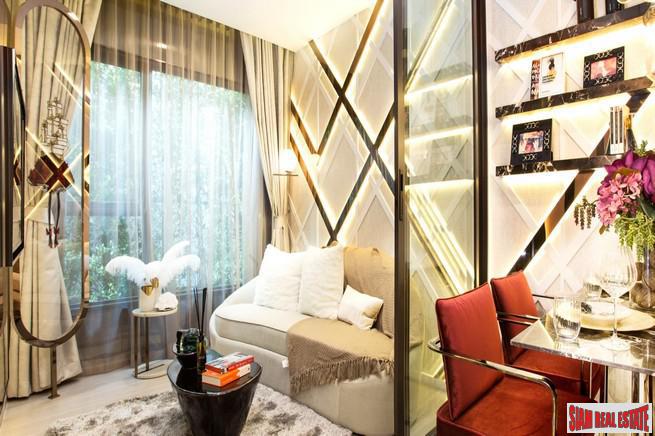Newly Completed Mega Project with 2,400 Sqm of Sky Facilities only 300 metres to MRT Phra Ram 9, Rama 9 Road - 2 Bed Units-14