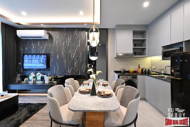 New Luxury Neo Classic Designed High-Rise at Charoennakorn close to Icon Siam, BTS Gold Line and the Riverside - 1 Bed Plus Units - BitCoin Accepted as Payment-16