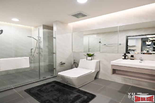 New Luxury Neo Classic Designed High-Rise at Charoennakorn close to Icon Siam, BTS Gold Line and the Riverside - 2 Bed Units - BitCoin Accepted as Payment-27